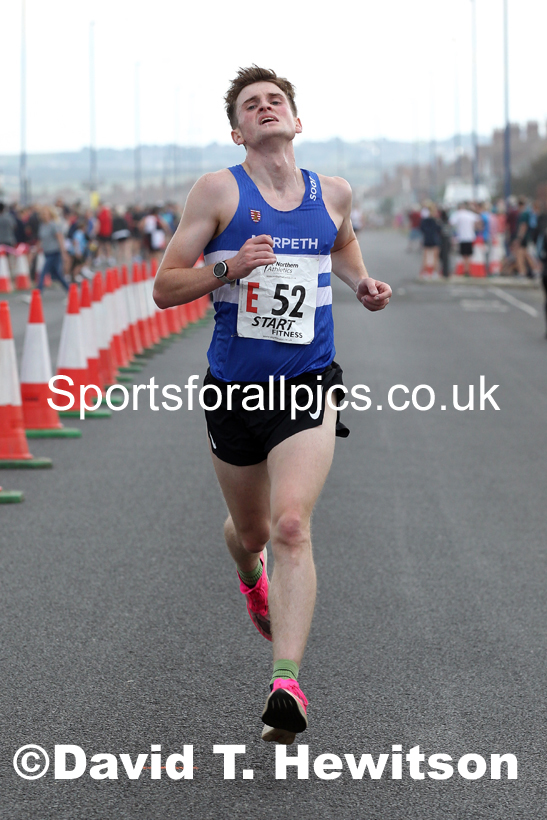 Senior mens 6 stage relay, 2021 Northern 6 and 4 Stage and Young Athletes Road Relays, Redcar. Photo: David T. Hewitson/Sports for All Pics